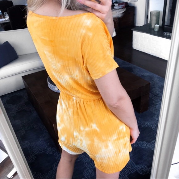 🟠 ORANGE TIE-DIE RIBBED ROMPER! - Picture 6 of 10